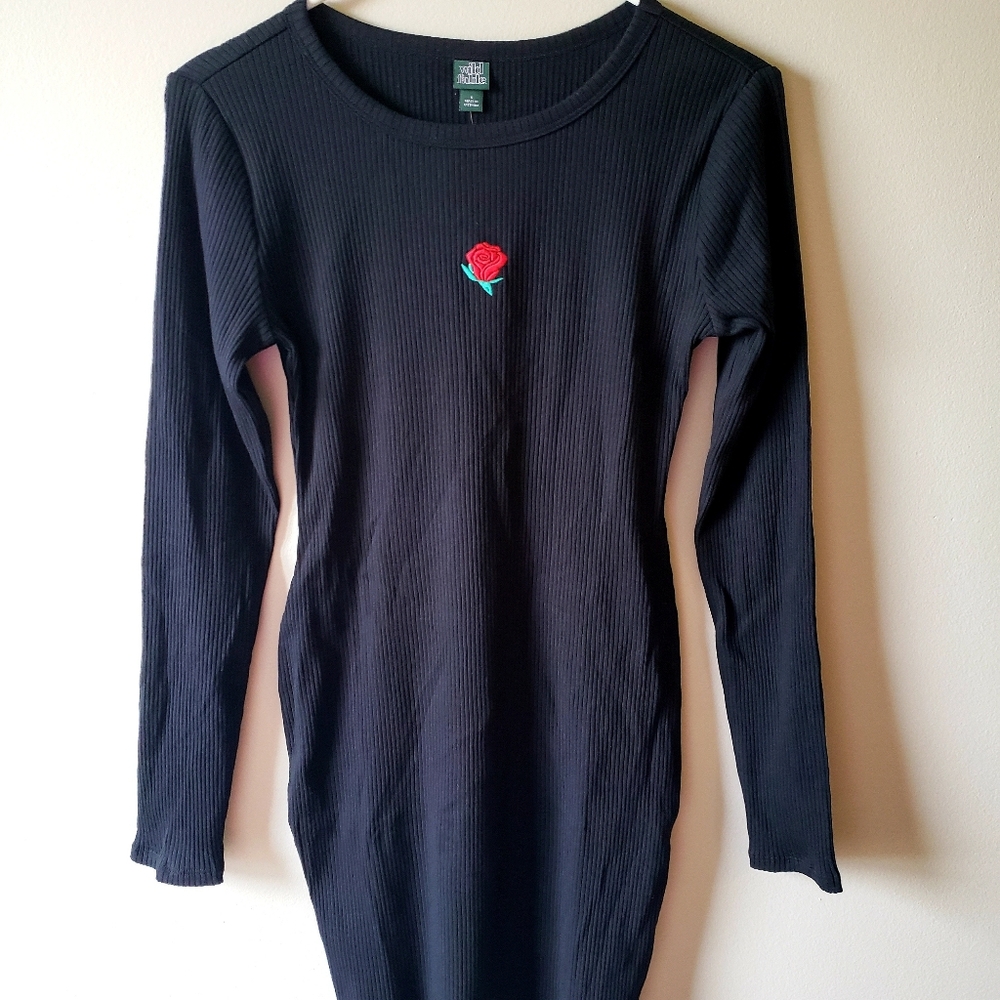 Black rose dress